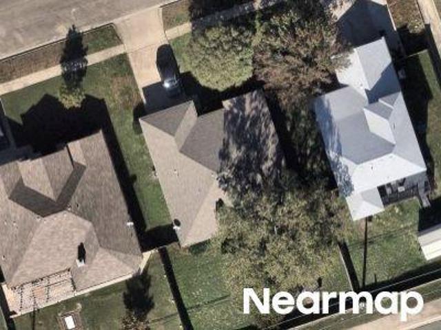 Montrose Dr
