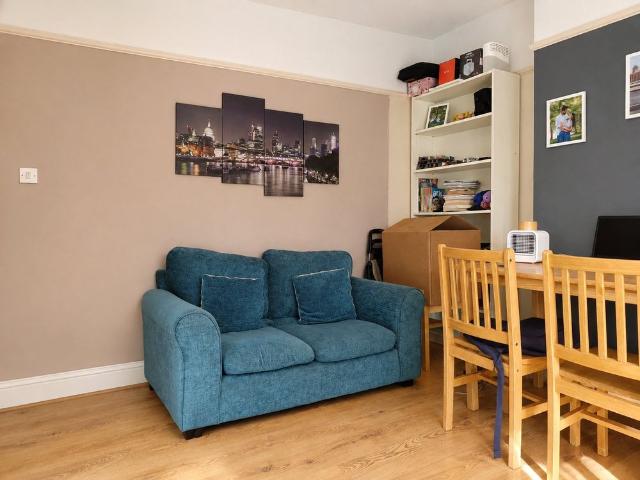 Montrose Gardens, Mitcham, CR4 2PG