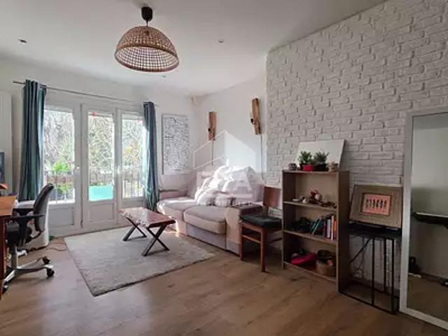 Montreuil 93100 Achat / Vente appartement 1 pièce t1 parking