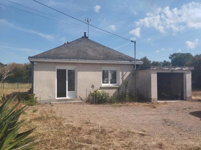 MONTREUIL BELLAY
