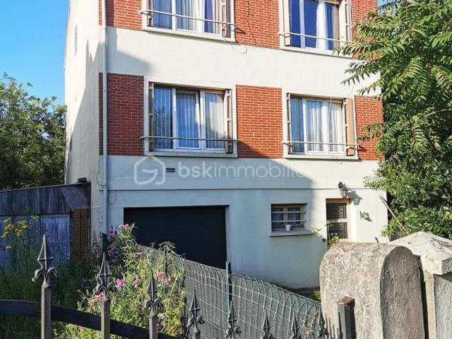 MONTREUIL La Boissière 200m Métro L11 'Hopital'