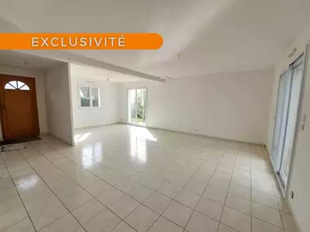 Montreuil le Gast 35520 Achat / Vente maison 7 pièces t7 parking