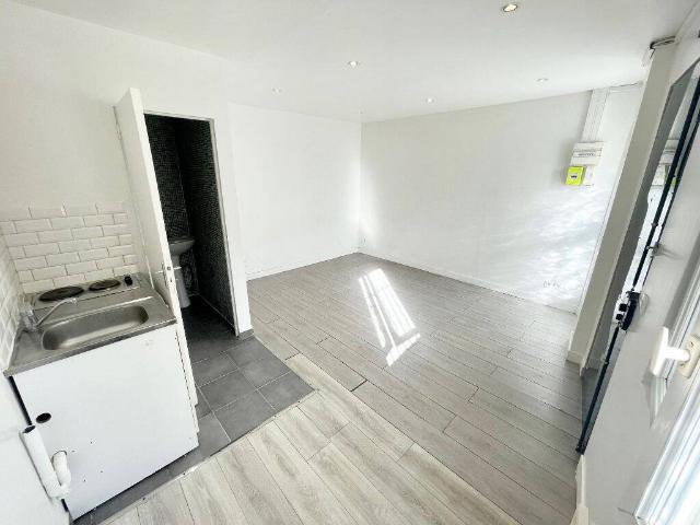 MONTREUIL STUDIO 18,65 m²