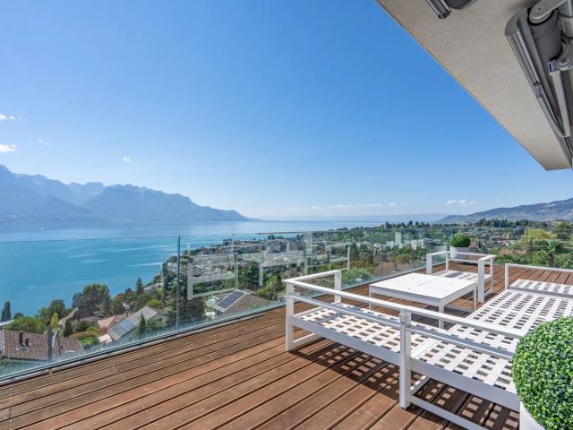 MONTREUX – AUSSERGEWÖHNLICHES PENTHOUSE MIT PANORAMABLICK