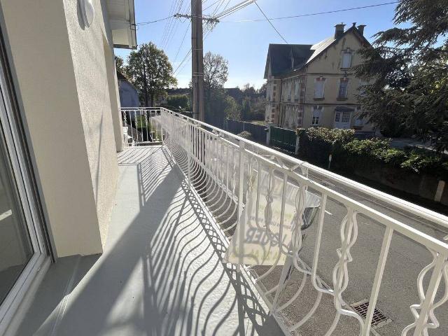 MONTREUX CHATEAU 44 Rue Georges Helminger: Réf LB4356