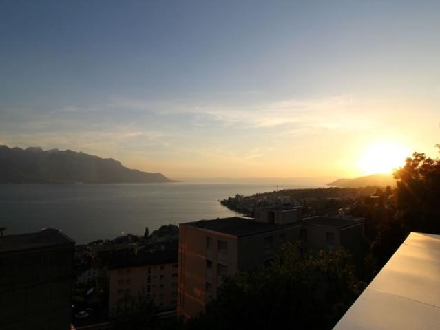 MONTREUX Chernex EXCEPTIONNEL ATTIQUE Vue spectaculaire piscine