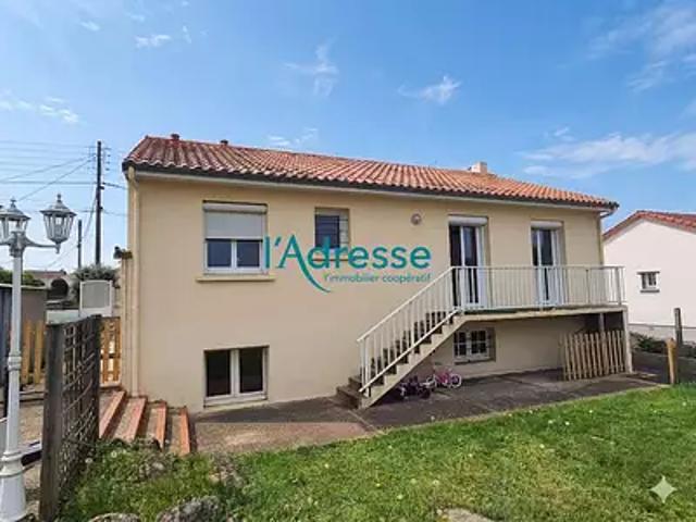 Montrevault 49110 Achat / Vente maison 5 pièces t5 au dernier étage
