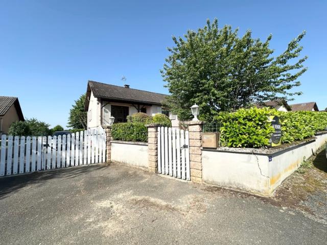 MONTREVEL EN BRESSE MAISON SUR SOUS SOL COMPLET