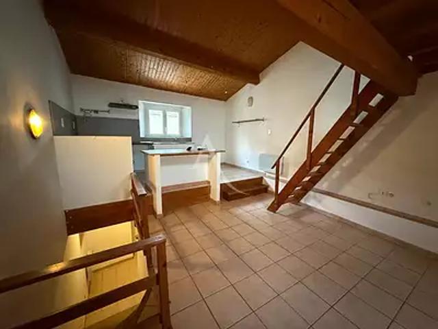 Montréal 11290 Location maison 3 pièces t3