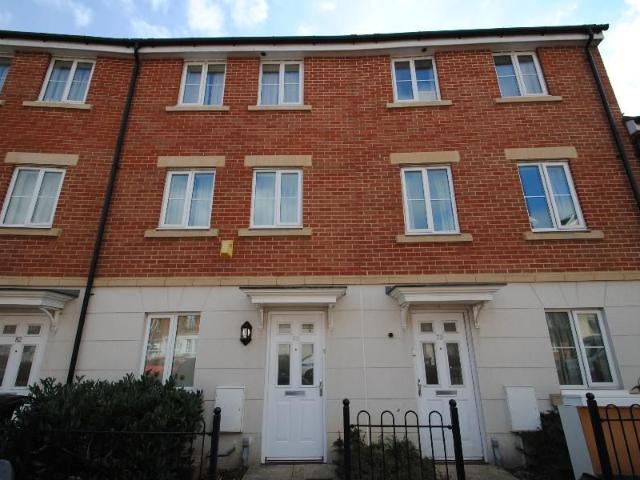 Montreal Avenue, Horfield, Bristol BS7, 4 bed town house to rent, £2,250 pcm | PrimeLocation
