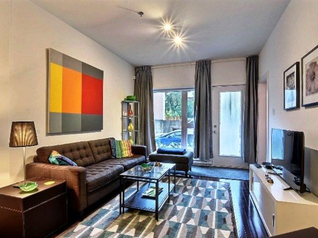 Montreal Furnished Condo for Rent 1 Bed 1 Bath Home in Ville Marie