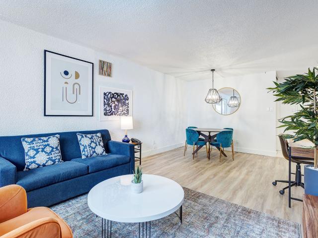 Montreal Furnished Condo for Rent at La Cité Inviting 1 Bed, 1 Bath with Den and Lovely Decor in Plateau Mont Royal