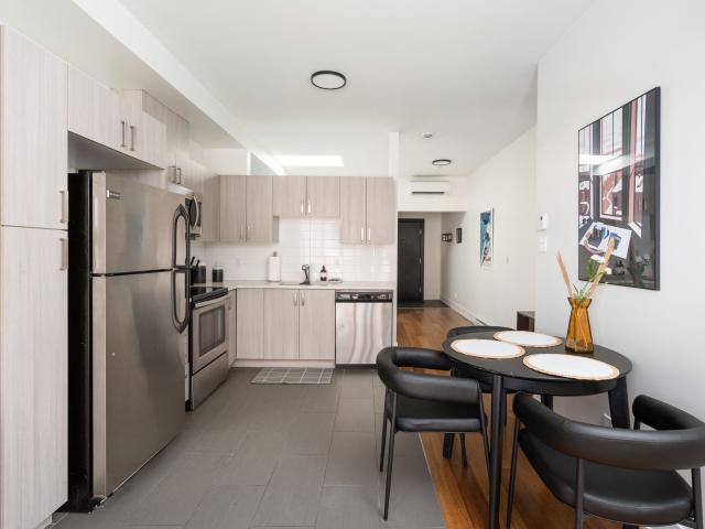 Montreal Furnished Condo Rental Exceptional Studio + 1 Bath Furnished Suite in Le Plateau Mont Royal