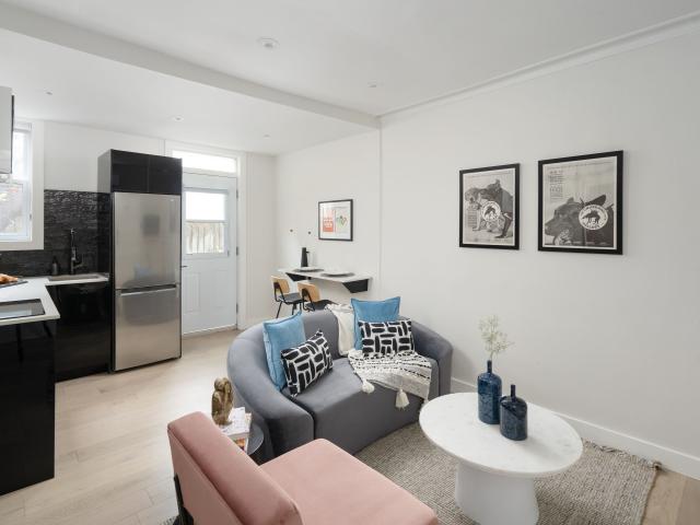 Montreal Furnished Condo Rental Lovely 1 Bed 1 Bath Suite in Le Plateau Mont Royal