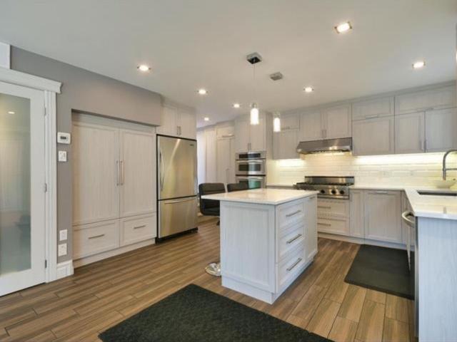 Montreal Furnished House Rental 2 Bed 2 Bath Fully Furnished Home Seconds to Metro Du College