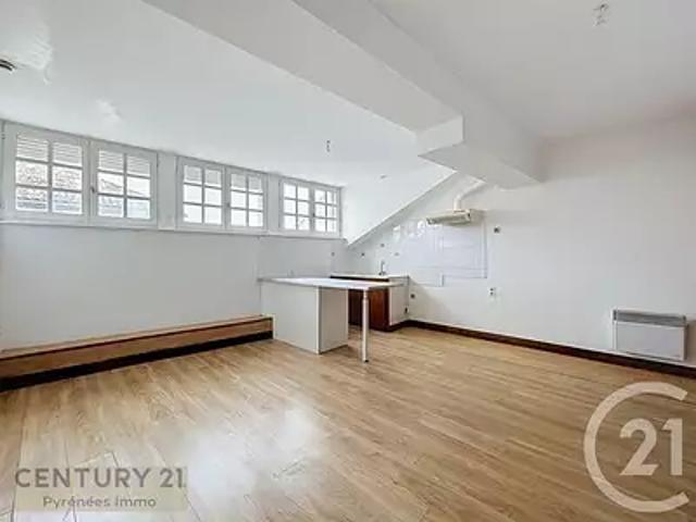 Montréjeau 31210 Location appartement 1 pièce t1