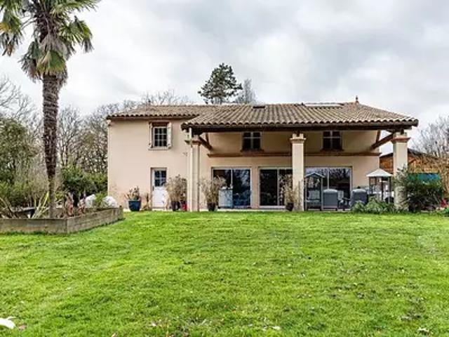 Montvalen 81630 Achat / Vente maison 6 pièces t6 parking