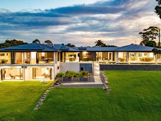 Stunning Resort Style Living 15 Acres Sunshine Coast Hinterland
