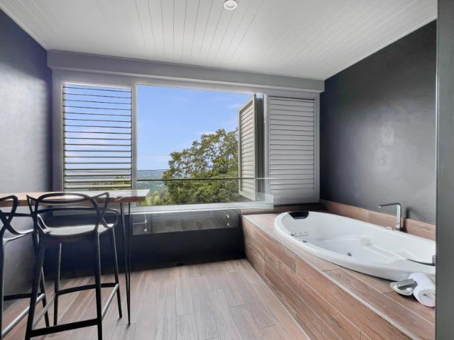 MONTVILLE STUDIO WITH FLEXIBLE USE OPTIONS
