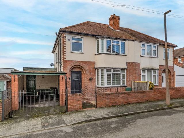 Monument Avenue, Stourbridge, West Midlands DY9, 3 bed semi detached house to rent, £1,300 pcm | PrimeLocation