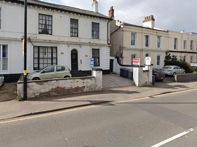 Monument Road, BIRMINGHAM, B16 Studio to rent £750 pcm £173 pw