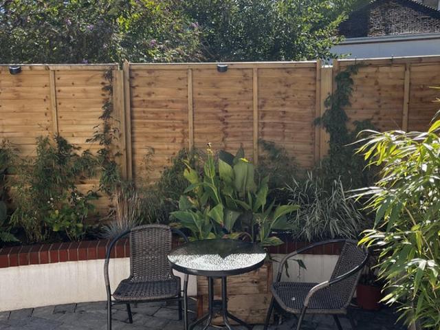 MON–FRI | Private Studio | Southbourne