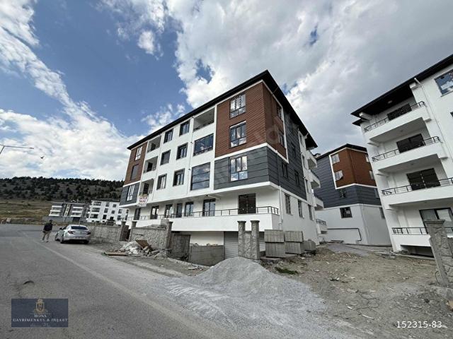 MONA'DAN KIRKLAR CADDESİ ÜZERİNDE GÜNEY CEPHE SATILIK 2+1 DAİRE!