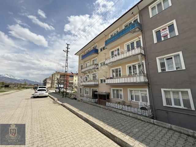 Mona'dan Yunusemre Mahallesi'de Kiralık Ara Kat 3+1 Daire!