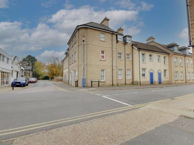 Monarch Court, St. Ives PE27, 1 bed flat to rent, £925 pcm | PrimeLocation