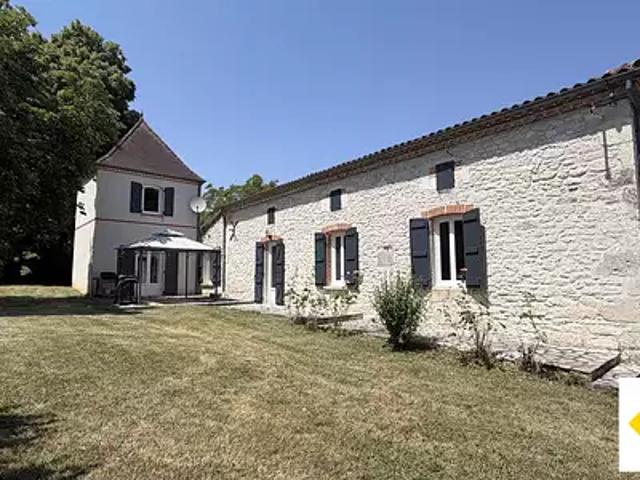 Monbalen 47340 Achat / Vente maison 7 pièces t7 piscine terrasse