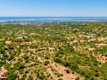 Moncarapacho 2 Hectares Terreno Vista Mar Para Construção Com Projeto Aprovado Para Venda