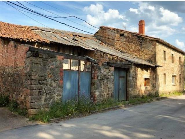 MONCASA VENDE CASA EN NESTAR AGUILAR DE CAMPOO