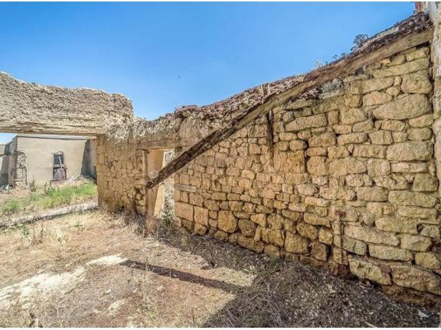 MONCASA VENDE EN MONTEALEGRE DE CAMPOS