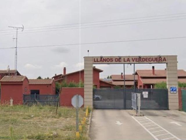 MONCASA VENDE INMUEBLE SIN POSESION