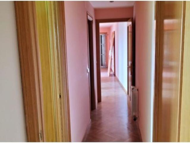 MONCASA VENDE PISO EN AVDA VIÑALTA