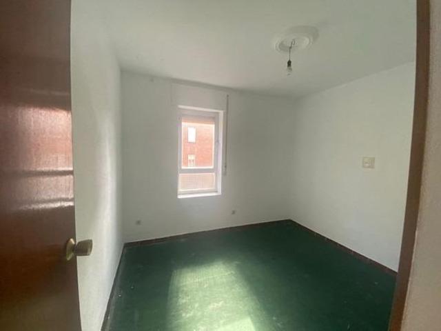 MONCASA VENDE PISO EN SANTIBAÑEZ
