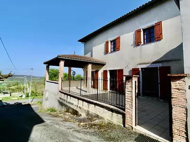 Monclar 47380 Location maison 4 pièces t4 au dernier étage terrasse