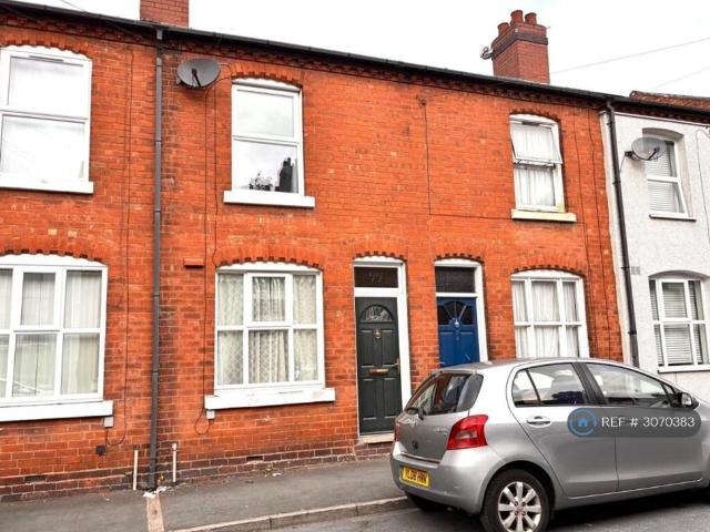 Moncrieffe St, Walsall, WS1 2 bed terraced house to rent £900 pcm £208 pw