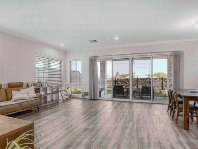 MONDERN FAMILY LIVING IN THE PRESTIGIOUS YANCHEP GOLF ESTATE