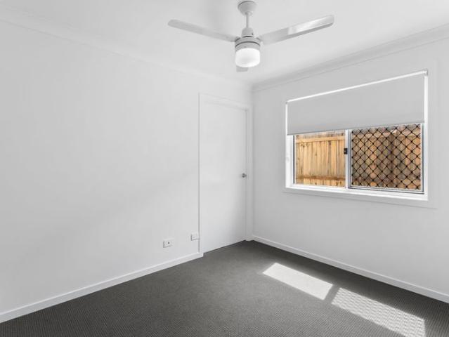 Mondern 2 Bedroom Duplex!
