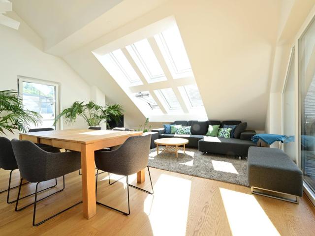 MONDSEE | Premium Maisonette mit Penthousefeeling und außergewöhnlicher Wohnatmosphäre