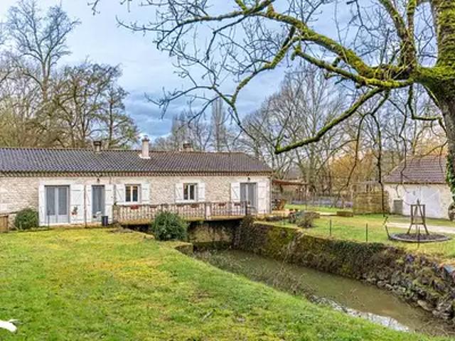 Monflanquin 47150 Achat / Vente maison 4 pièces t4 parking