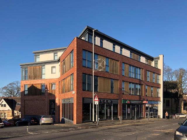 Monk Bridge Road, Meanwood, Leeds, LS6 2 bed flat to rent £1,195 pcm £276 pw