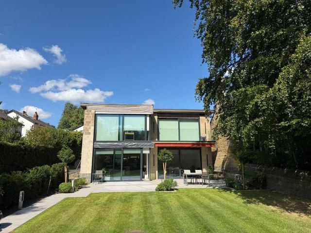 Monk Bridge Road, Leeds 4 bed detached house to rent £2,500 pcm £577 pw