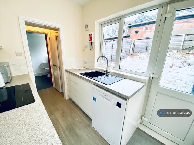 Monks Road, Coventry, CV1 4 bed terraced house to rent £1,595 pcm £368 pw
