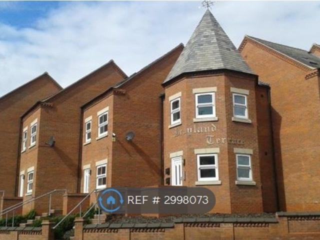 Monks Road, Lincoln LN2, 2 bed flat to rent, £950 pcm | PrimeLocation