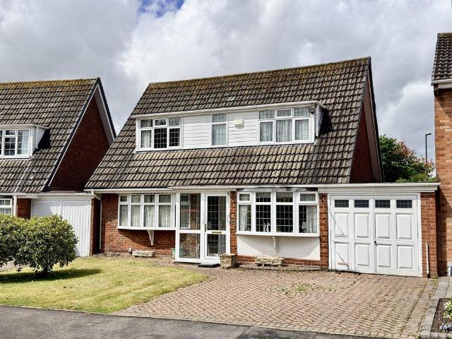 Monkspath, Sutton Coldfield B76 3 bed detached house to rent £1,550 pcm £358 pw