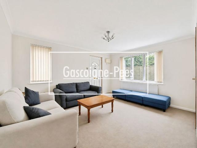 Monkswood Crescent, Tadley RG26, 1 bed property to rent, £1,150 pcm | PrimeLocation