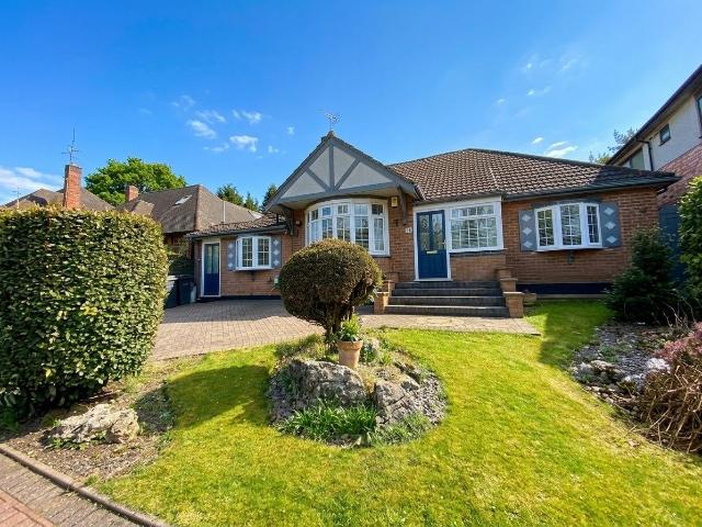 Monmouth Drive, Sutton Coldfield B73, 4 bed detached bungalow to rent, £2,200 pcm | PrimeLocation