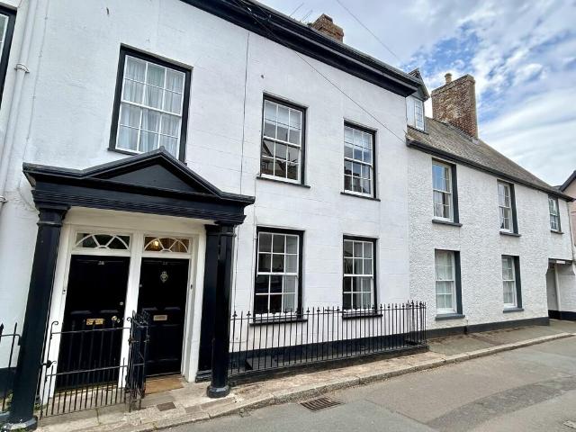 Monmouth Street, Topsham 3 bed terraced house to rent £2,995 pcm £691 pw